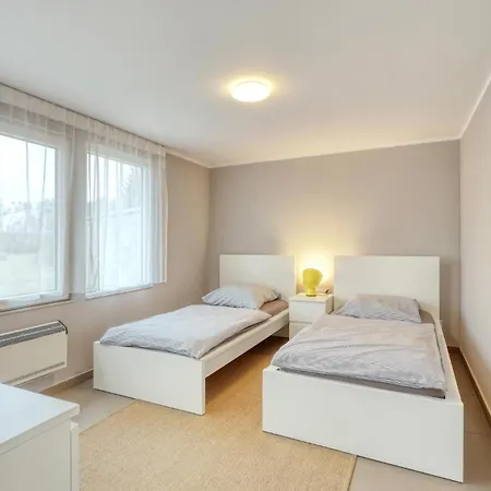 펜션 2 Bedroom Lovely In Wustrow *